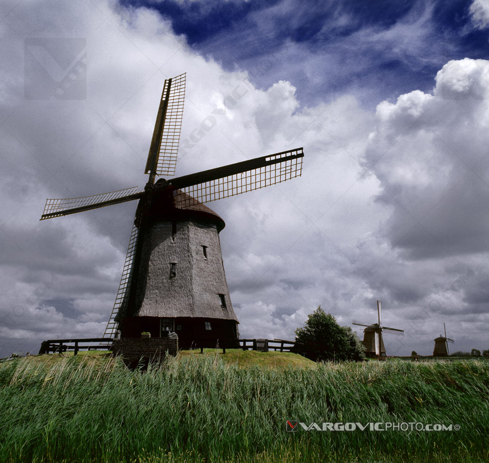 Windmill in late afternoon near to Schermehorn in south Holland