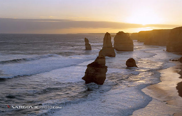 Down-Under-Session_Twelve-Apostles-Victoria-Australia_By-Boris-Vargovic