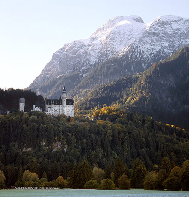 Good-Morning-From-The-North_Germany_Fussen_Neuschwanstein-Castle_Vargovic-Photo